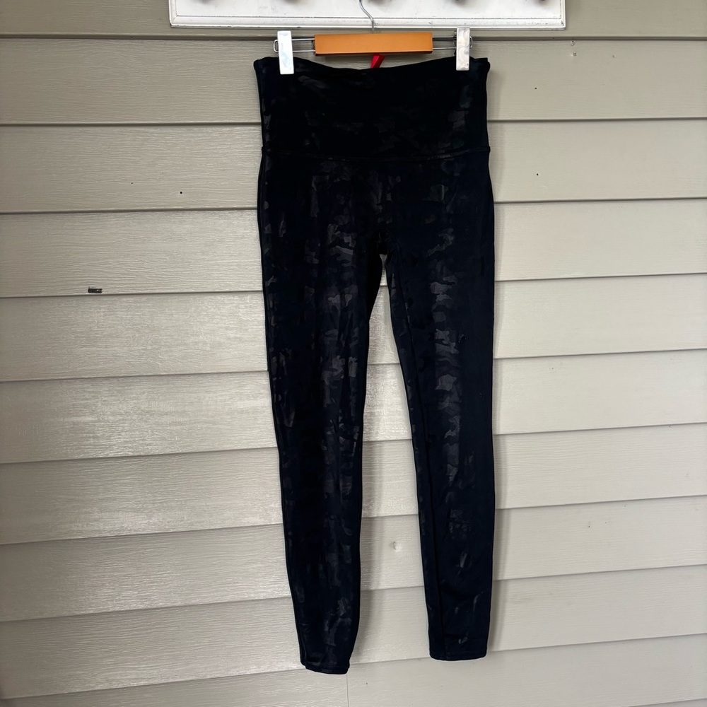 SPANX Black High-Waisted camo Leggings
